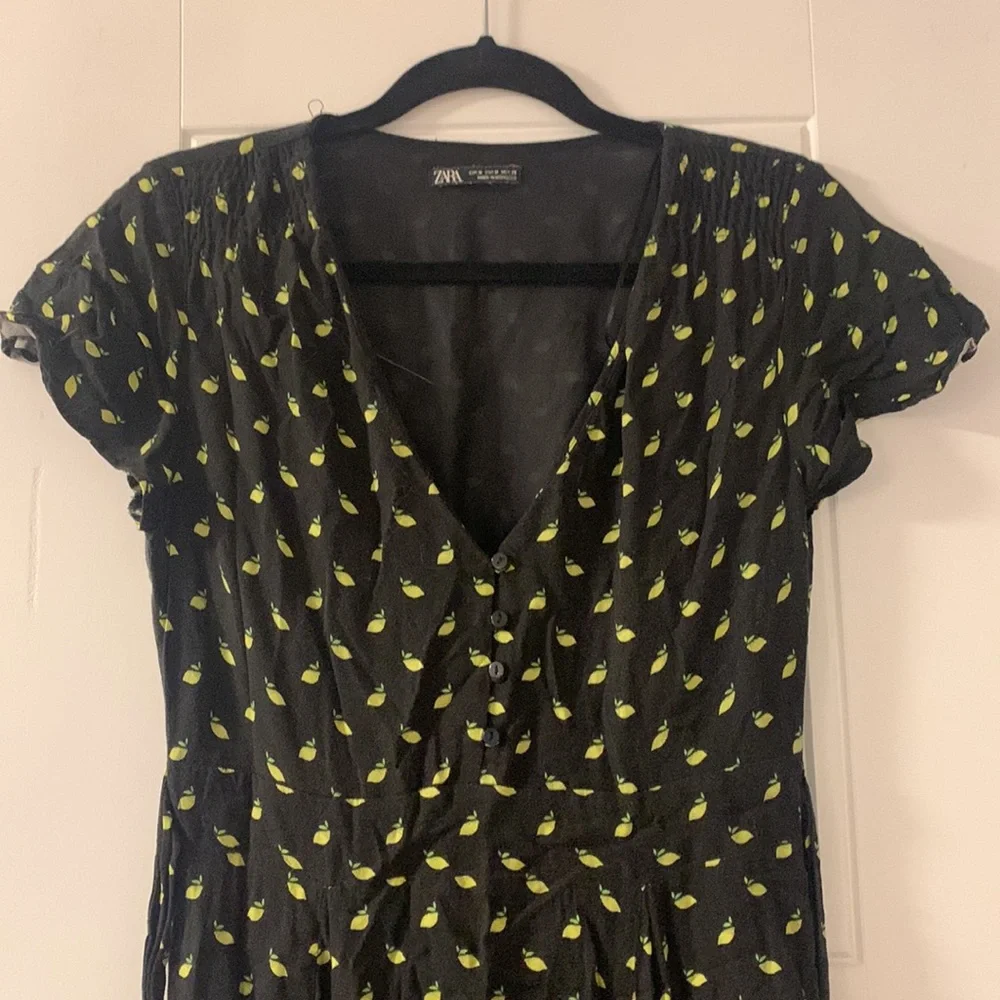 Lemon Patterned Dress - Picture 2 of 3